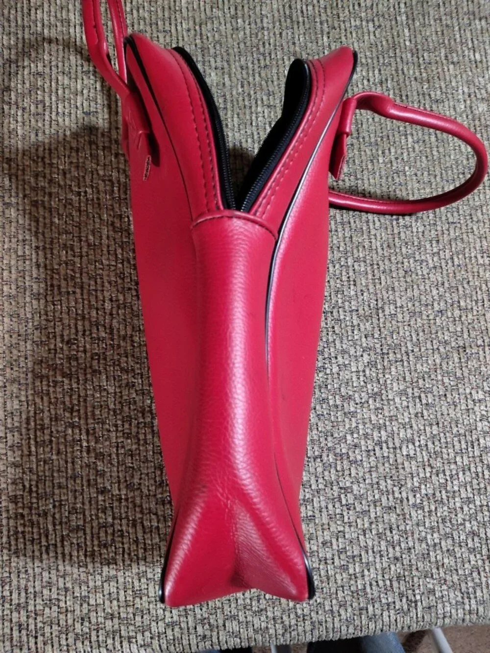 Vintage Hazel Wine Bag Holder Red Made In USA Retro Cottage Stillwell